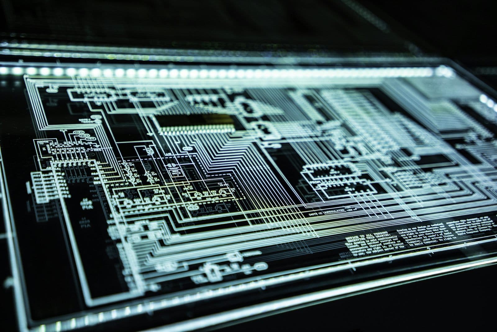 Circuit imprimé, symbole de précision technique
